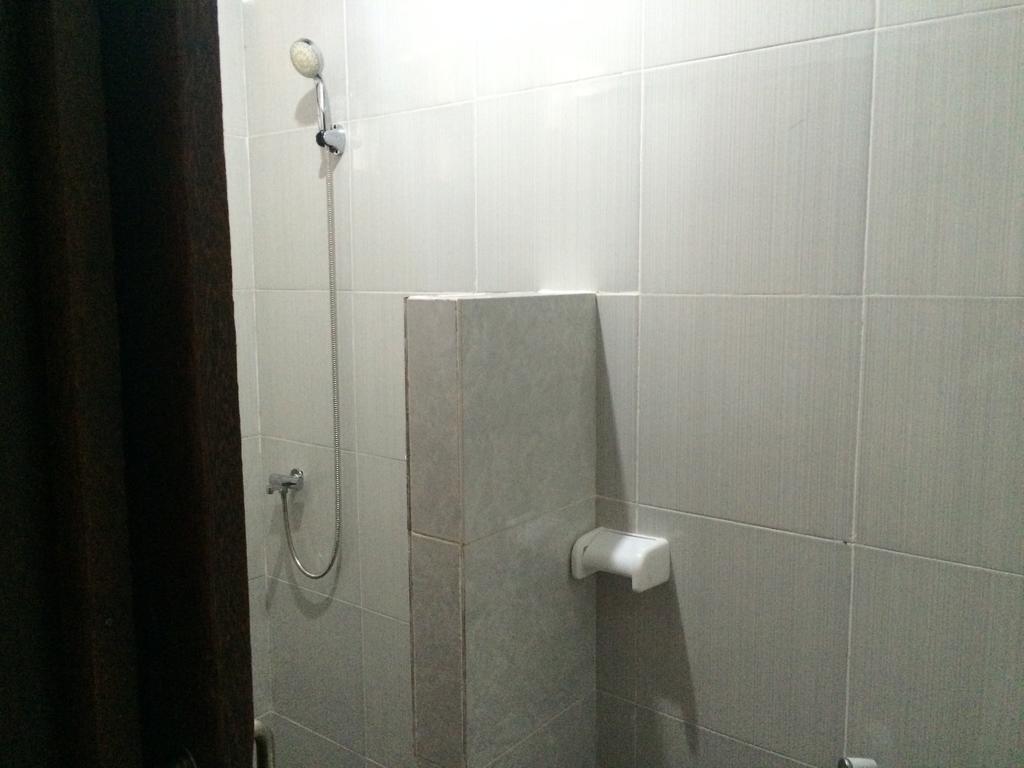 Linggy Homestay Нуса-Лембонган Экстерьер фото